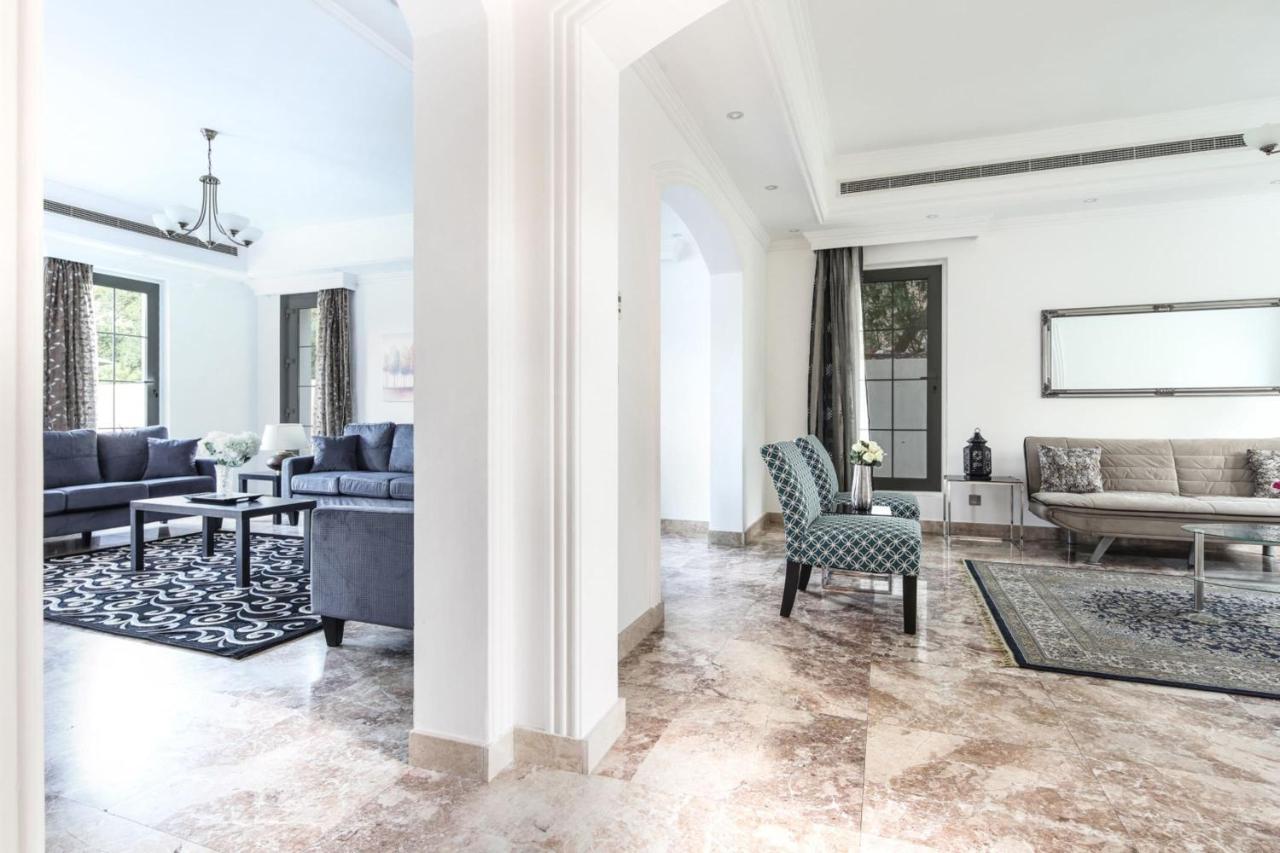 Villa Frank Porter - Arabian Ranches à Dubaï Extérieur photo